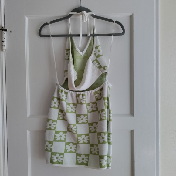 SOLD 💋 4/$14 Debut Checkerboard Daisy Halter Dress - Picture 4 of 5